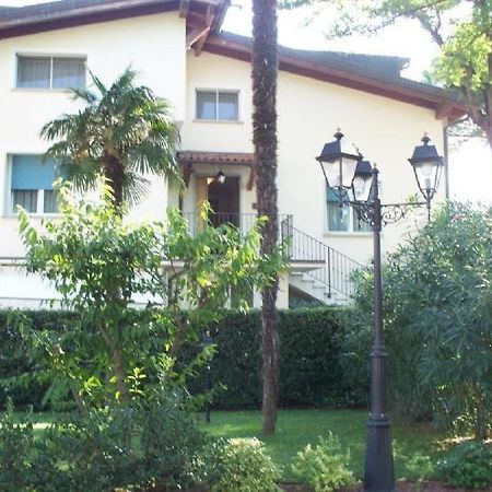 La Dependance By Casa Bianca Hotel Лидо ди Йезоло Екстериор снимка
